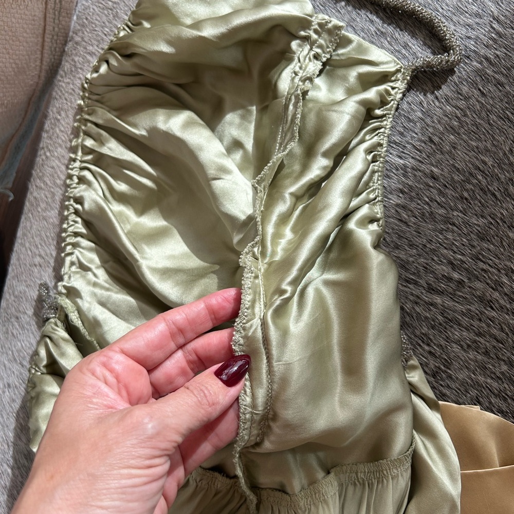 Chloe Goddess Silk Dress. - Picture 7 of 7